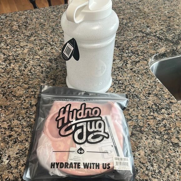 NWT HydroJug Pro White Glitter Water Bottle with Insulating Sleeve with Strap - Picture 2 of 5